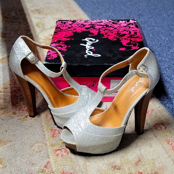 Pump pointy shoes size 5 - Picture 5 of 5